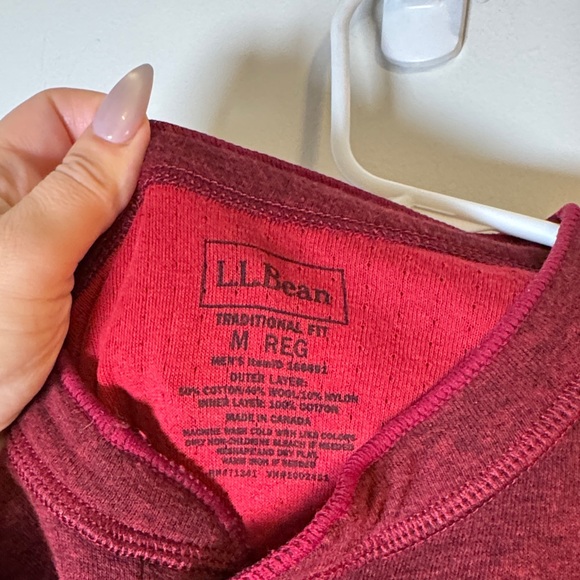 EUC L.L. Bean Men's Burgundy Henley Shirt M - Picture 2 of 5